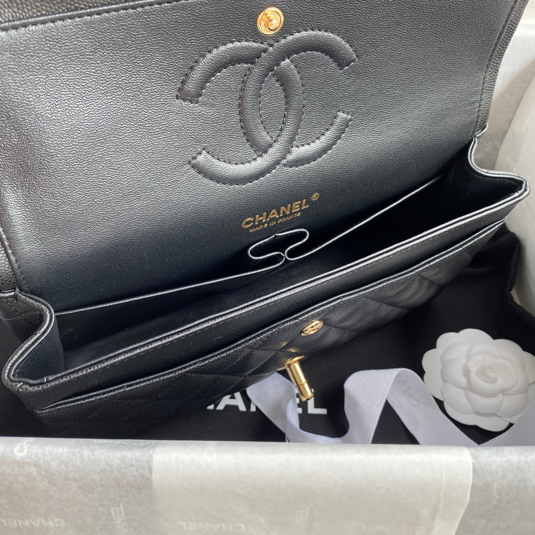 CHNL Classic Medium Flap Black/Gold Handbag