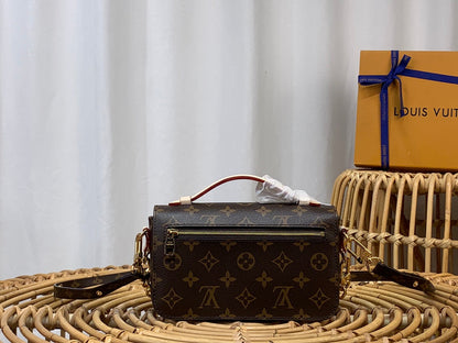 LV Pochette Métis Monogram Canvas Handbag